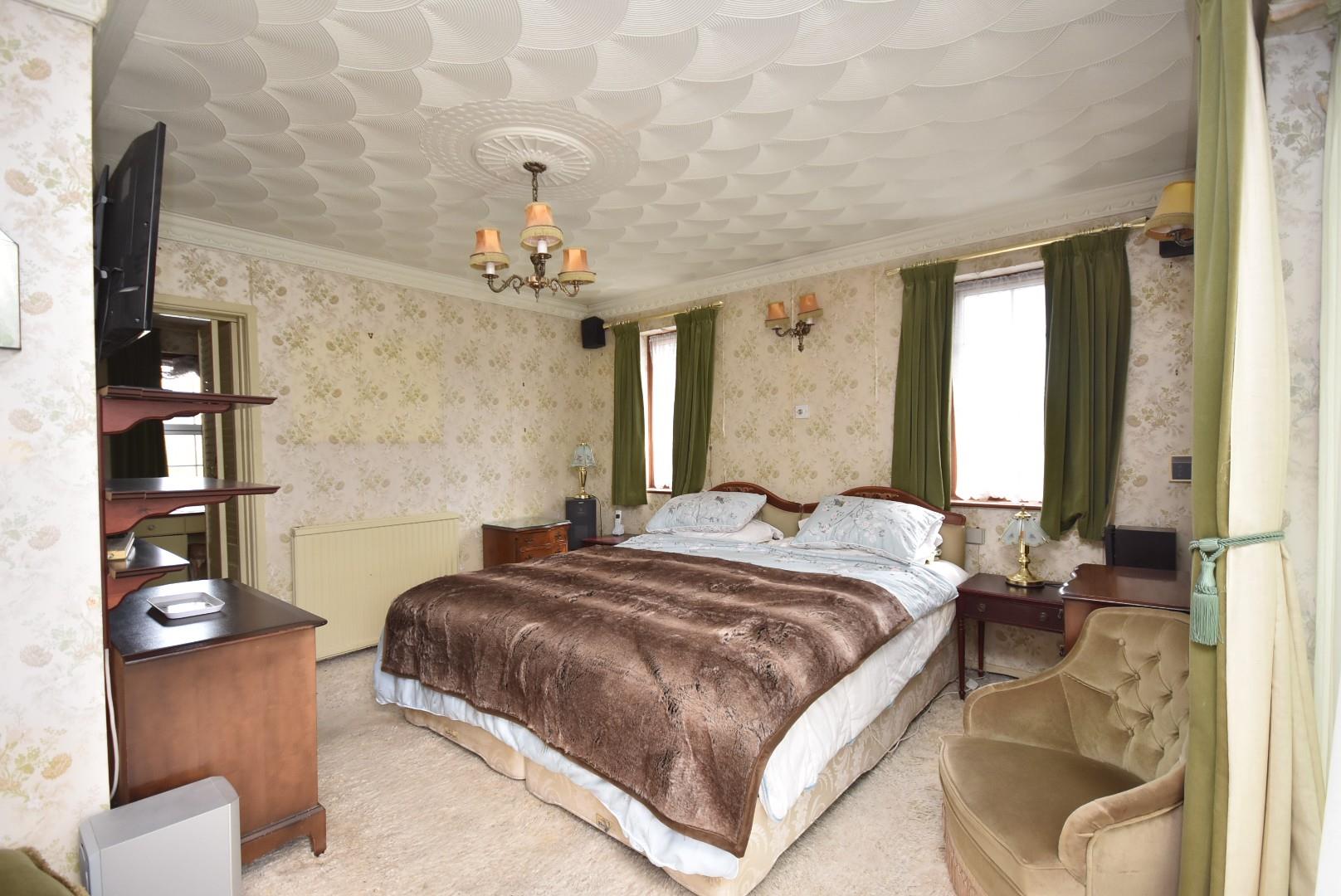 7 The Paddocks, Penarth, CF64 5BW